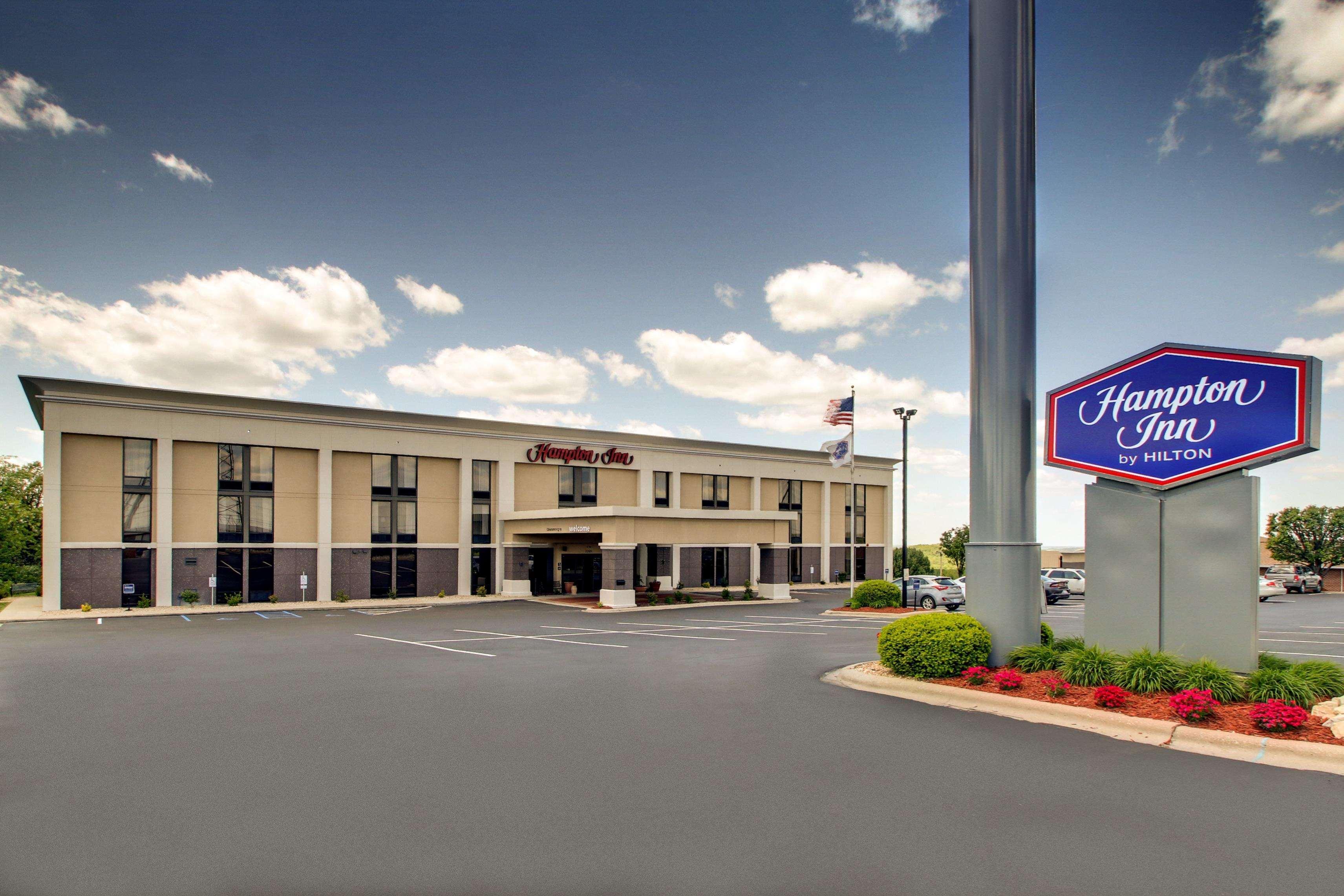 Hampton Inn Rolla Exterior photo